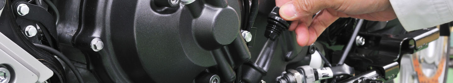 Checking motorcycle oil