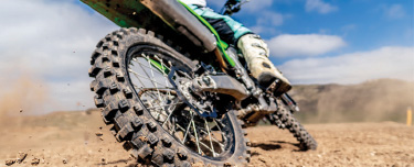 Rear dirt bike wheel