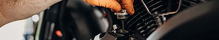 Checking motorcycle oil